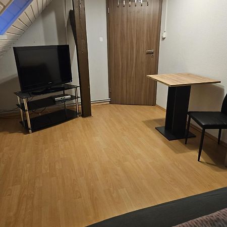 Monteurzimmer Und Pension - Ampfurth Oschersleben Ngoại thất bức ảnh