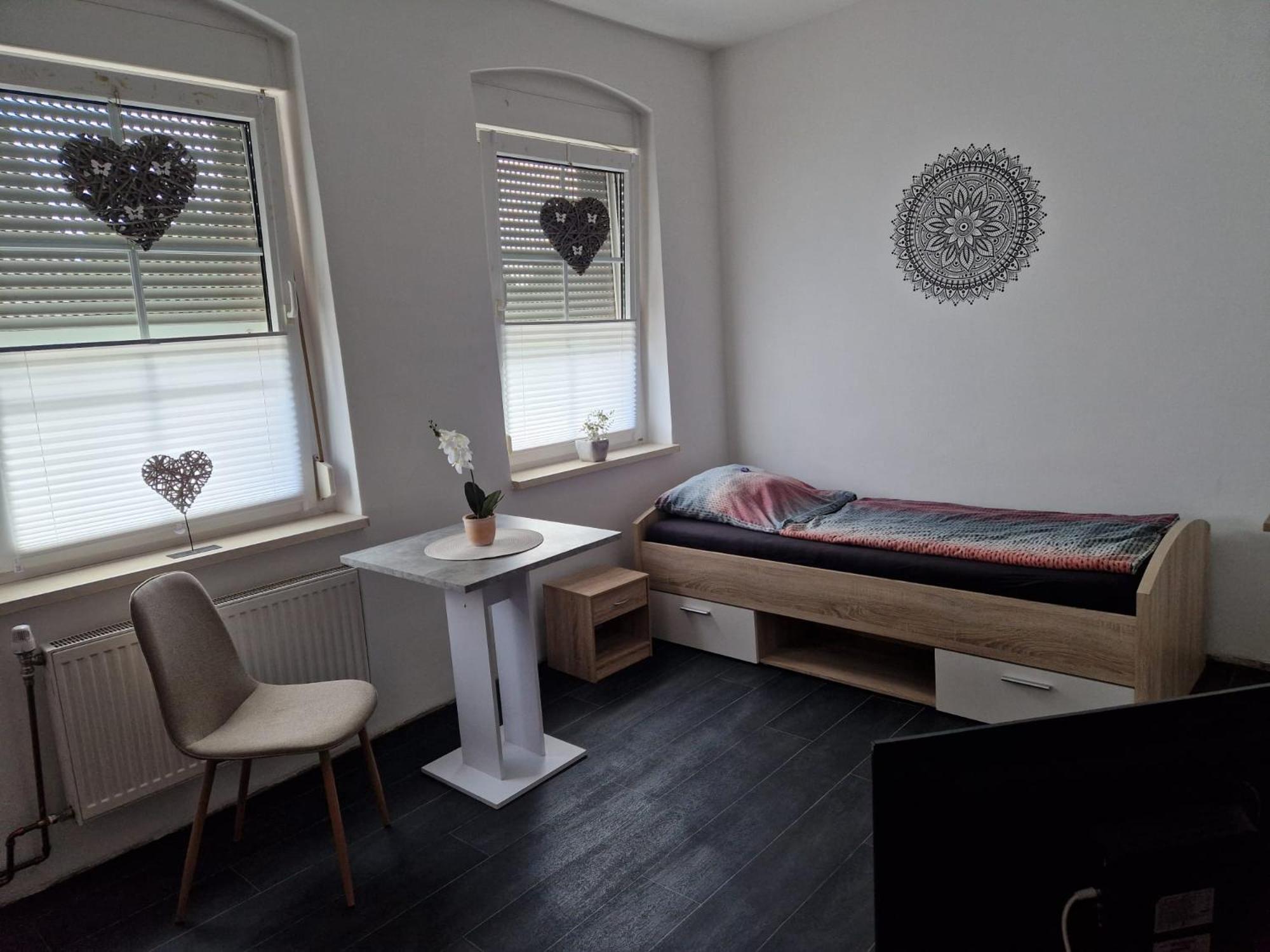 Monteurzimmer Und Pension - Ampfurth Oschersleben Ngoại thất bức ảnh