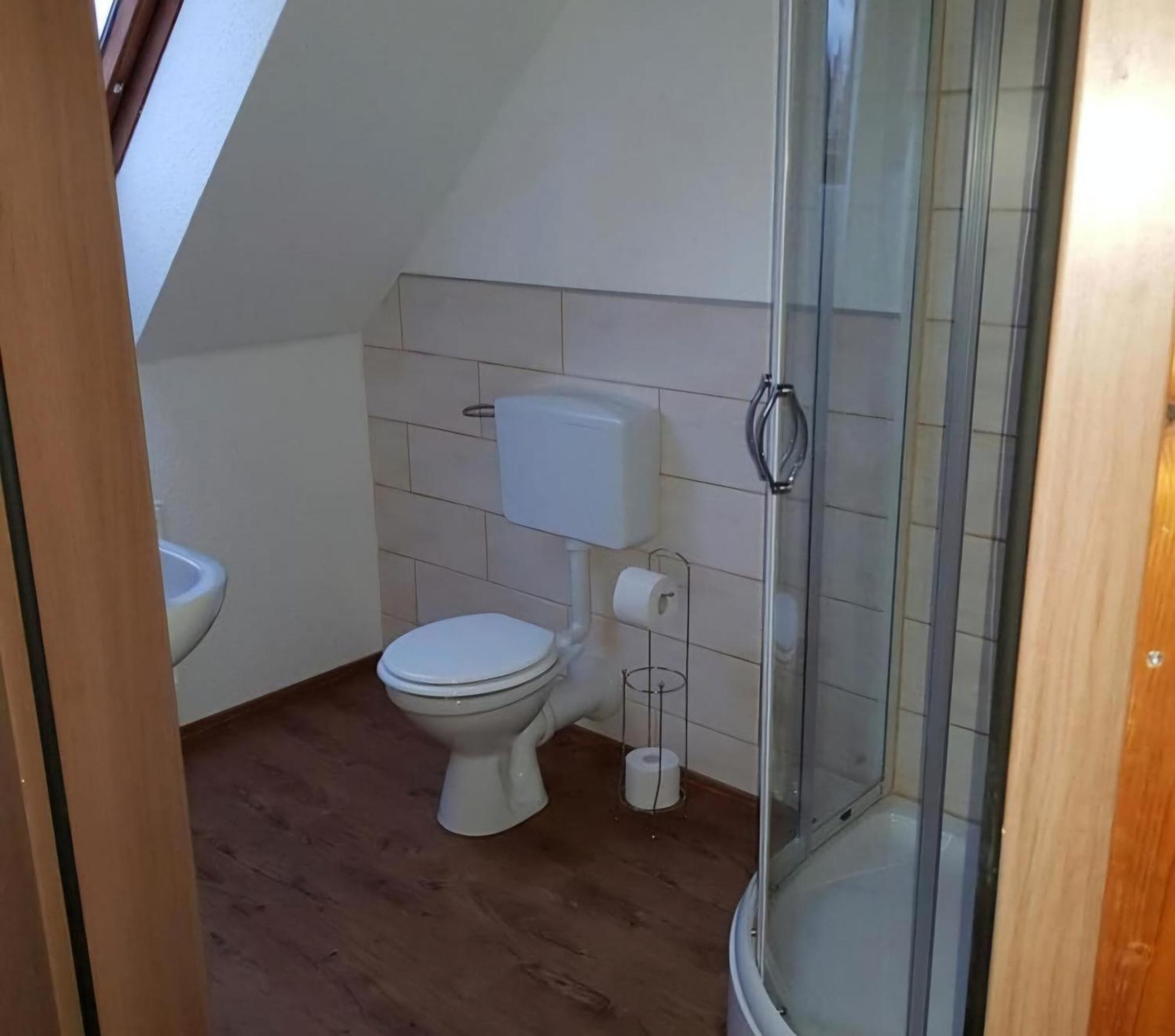 Monteurzimmer Und Pension - Ampfurth Oschersleben Ngoại thất bức ảnh